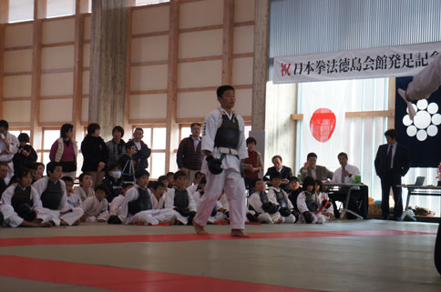 ファイル 1151-3.jpg