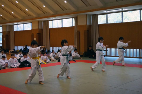 ファイル 1205-4.jpg