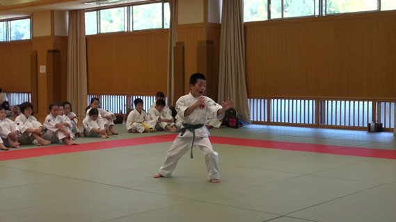 ファイル 1322-4.jpg