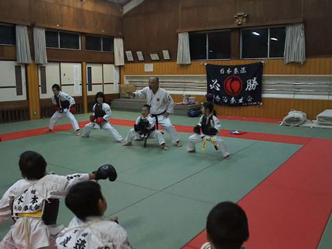 ファイル 1424-2.jpg