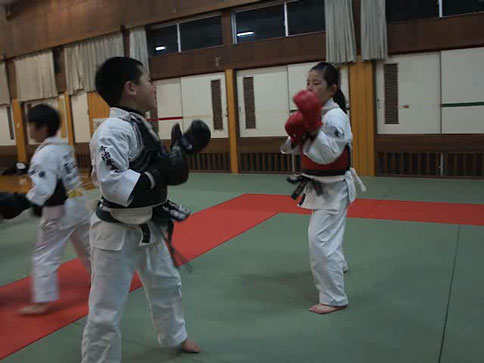 ファイル 1512-2.jpg