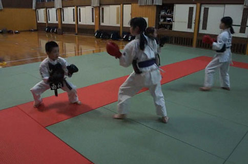 ファイル 1526-2.jpg