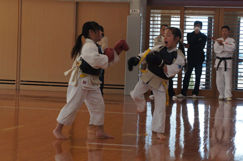 ファイル 1528-4.jpg