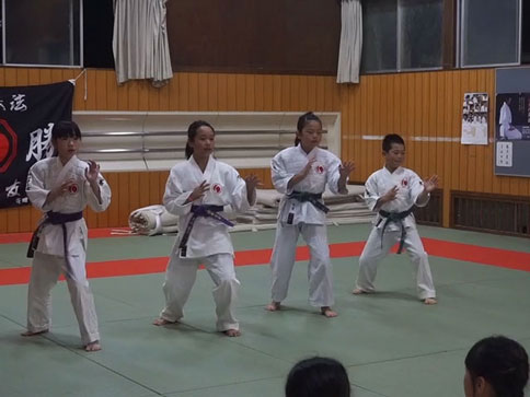 ファイル 1584-2.jpg