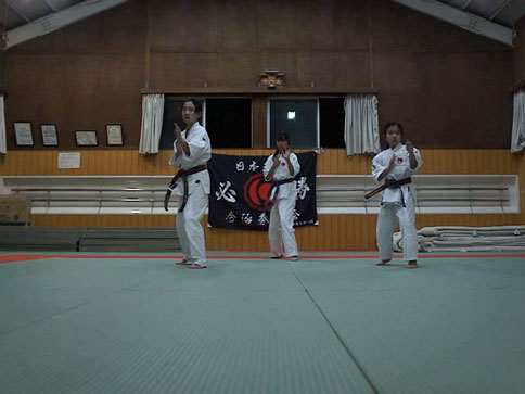 ファイル 1590-3.jpg