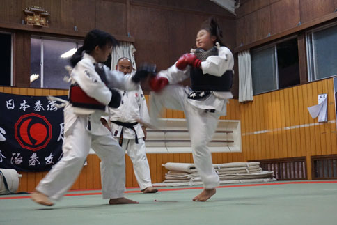 ファイル 1850-4.jpg