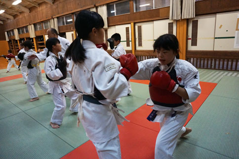 ファイル 1881-2.jpg