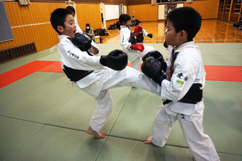 ファイル 1902-4.jpg