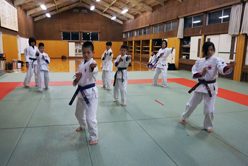 ファイル 1922-4.jpg