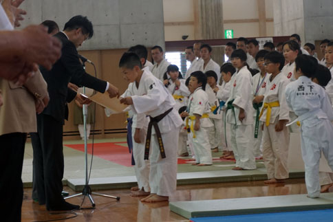 ファイル 1979-1.jpg