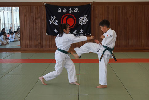 ファイル 2005-1.jpg