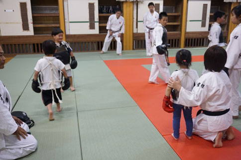 ファイル 2011-1.jpg