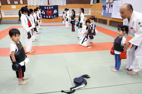 ファイル 2011-2.jpg