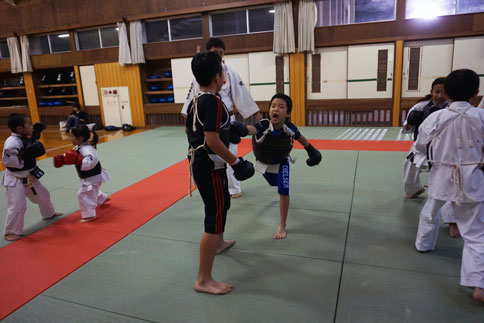 ファイル 2071-2.jpg