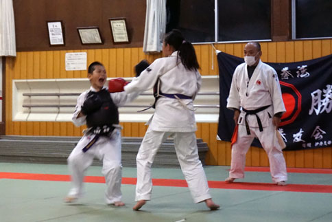 ファイル 2099-4.jpg