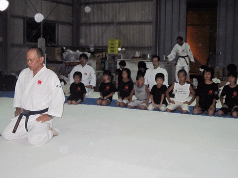 ファイル 369-1.gif