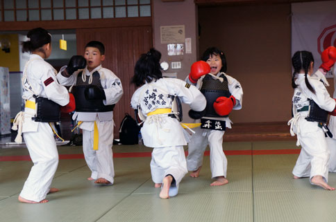 ファイル 715-1.jpg