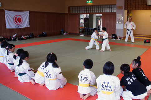 ファイル 795-1.jpg