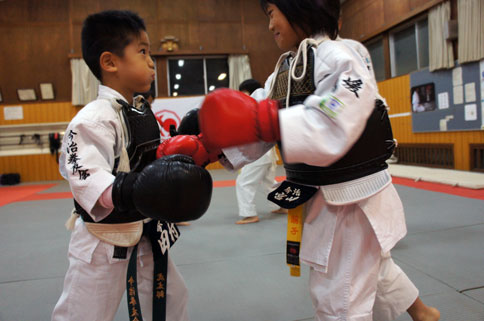 ファイル 884-1.jpg