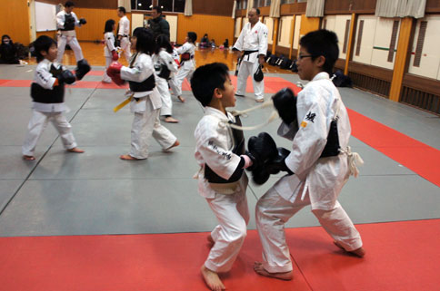 ファイル 934-1.jpg