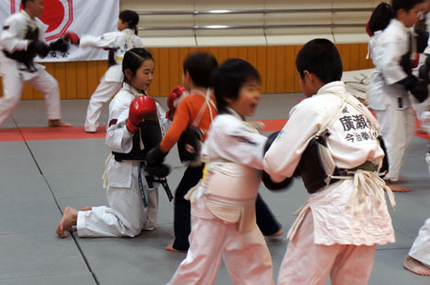 ファイル 962-4.jpg