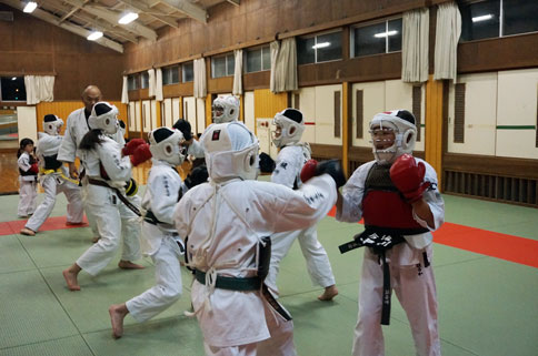 ファイル 881-1.jpg