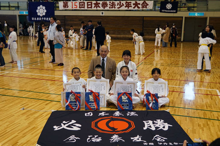 ファイル 885-3.jpg