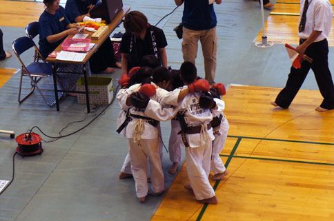 日本拳法全国少年大会・団体戦 ご案内