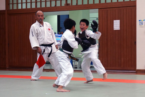 ファイル 832-3.jpg