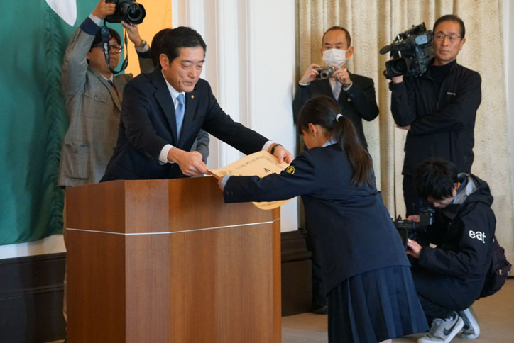 ファイル 873-3.jpg