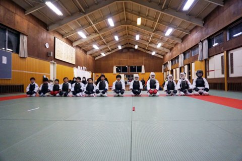 「みんなで強くなる」稽古初め