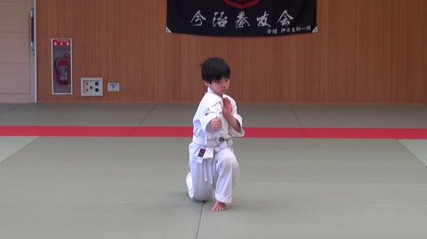 初伸之形 (SHOSHIN)  by 愛媛県連盟審査 (2020/02/02)