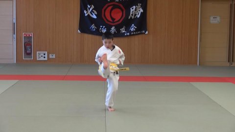 初伸之形 (SHOSHIN)  by 愛媛県連盟審査 (2023/02/05)