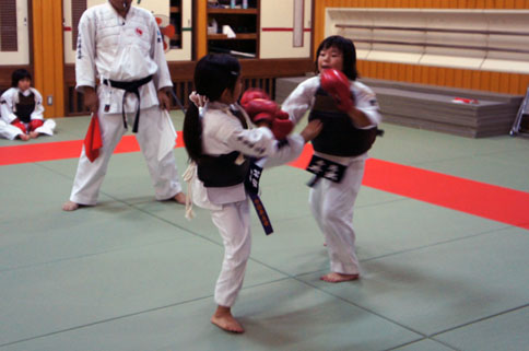 とわも正座。(笑)