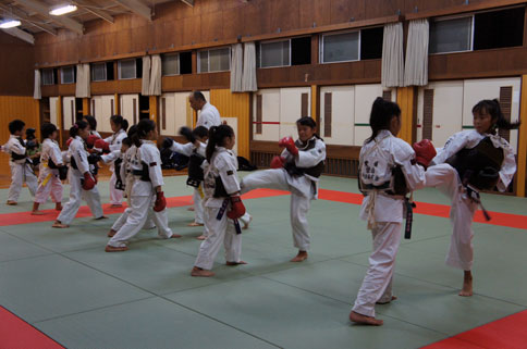 笑うのは、どっち？(笑)