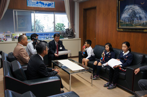 日本拳法で全国優勝　小学生が報告(NEWS)　by 今治拳友会