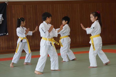 ファイル 1593-3.jpg