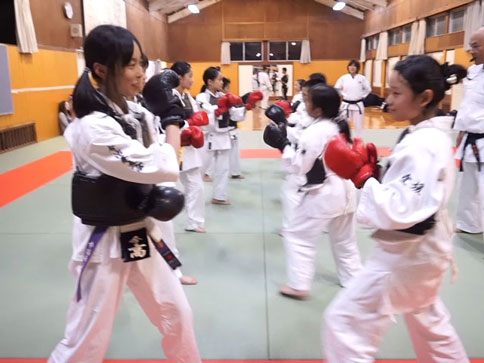 ファイル 1608-3.jpg