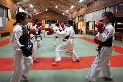 ｢良き友達は、良きライバル！｣｢良き姉弟は、良きライバル！｣