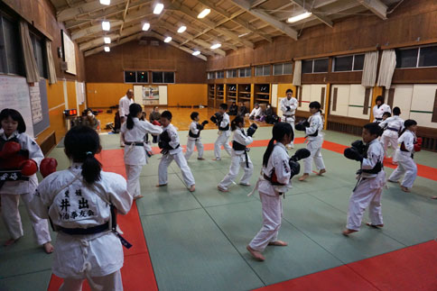 ファイル 1928-3.jpg