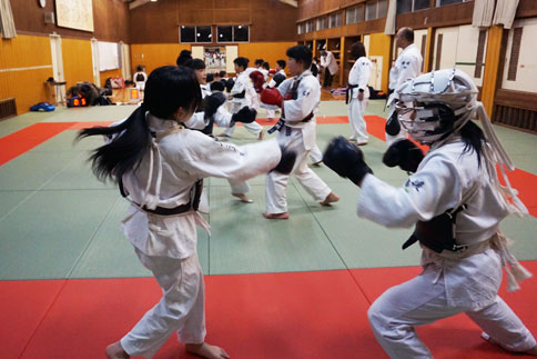 審査結果発表「悔し涙から嬉し涙へ」