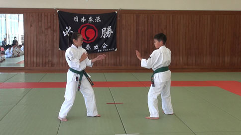 ファイル 2005-3.jpg