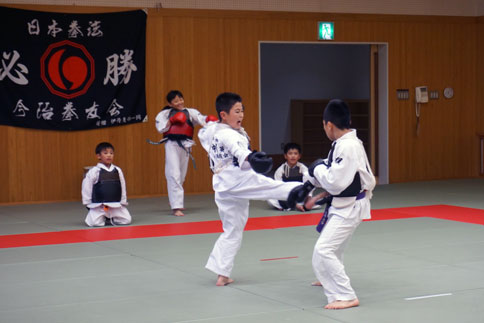 ファイル 2085-4.jpg