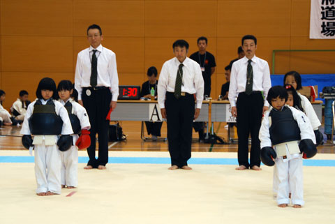 小学校1・2年女子の部in愛媛県大会2010