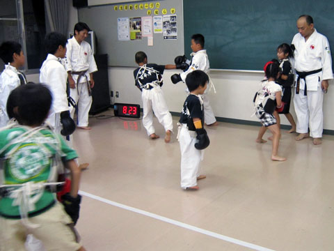 ファイル 565-3.jpg