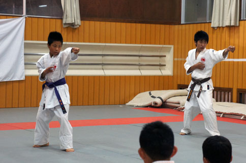 ファイル 775-3.jpg