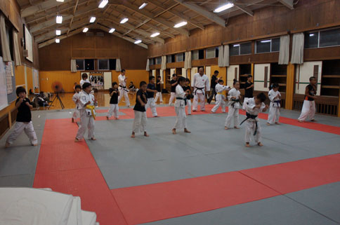 今日も元気だ「五人分の気合い！」